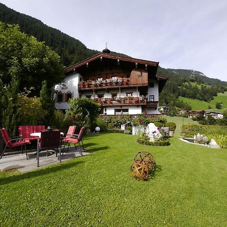 Apartamento Haus Bichl Finkenberg Exterior foto